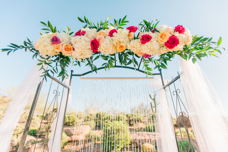 scottdale-wedding-ceremony-alter-florals